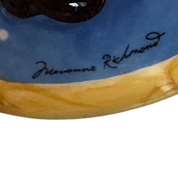 Marianne Richmond Handpainted Grandma Ornament Christmas Mrs Claus Ceramic 3D - Picture 2 of 5